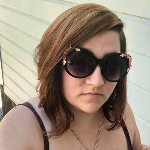 Meet your Posher, Leianna